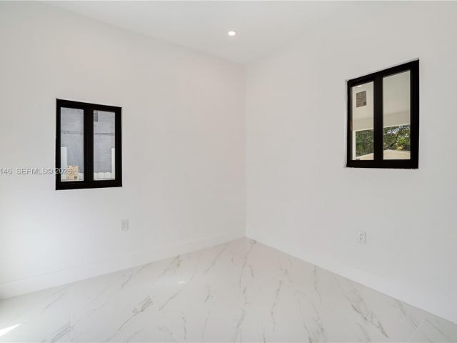 Home for sale at 5511 NW 4th Ave - photo 7509135