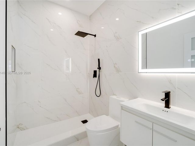 Home for sale at 5511 NW 4th Ave - photo 7509136