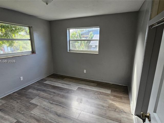3-bedroom home for rent in Fort Lauderdale - 374 NW 31st Ave - MondialRealty