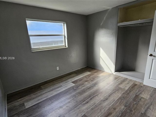 3-bedroom home for rent in Fort Lauderdale - 374 NW 31st Ave - MondialRealty