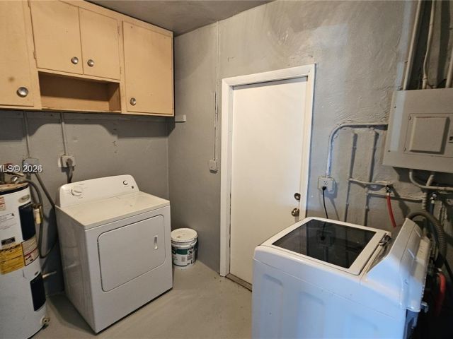 3-bedroom home for rent in Fort Lauderdale - 374 NW 31st Ave - MondialRealty