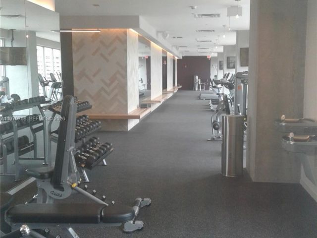 Apartment for rent  Unit #906 - photo 7467774