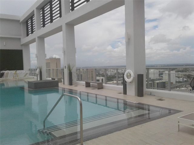 Apartment for rent  Unit #906 - photo 7467781