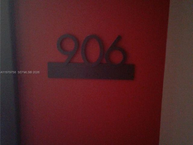 Apartment for rent  Unit #906 - photo 7467784