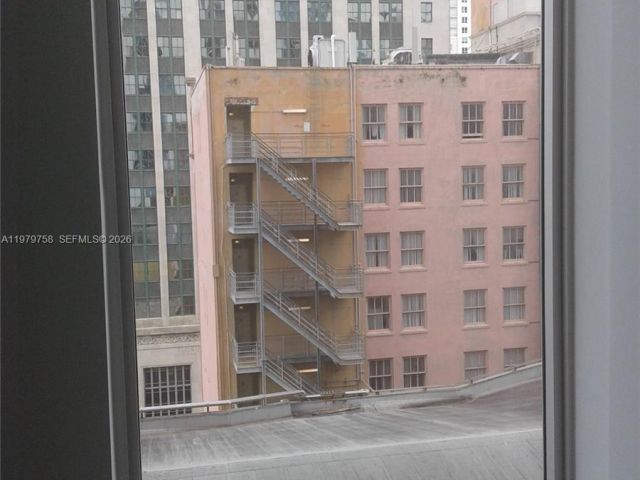 Apartment for rent  Unit #906 - photo 7467790