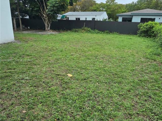 Home for sale at 911 NW 45th St - photo 7517764