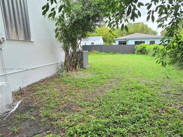 Home for sale at 911 NW 45th St - photo 7517765