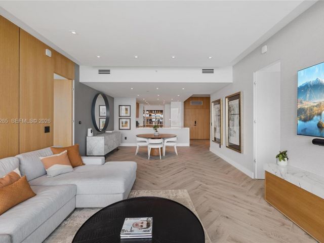 Apartment for rent  Unit #2903 - photo 7511672