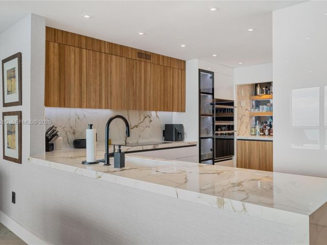 Apartment for rent  Unit #2903 - photo 7511680