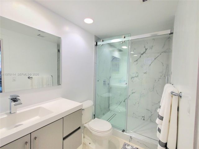 Apartment for rent  Unit #1243 - photo 7466729