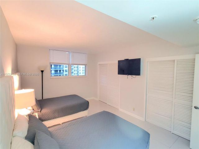 Apartment for rent  Unit #1243 - photo 7466731