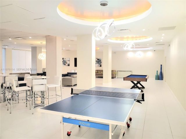 Apartment for rent  Unit #1243 - photo 7466739