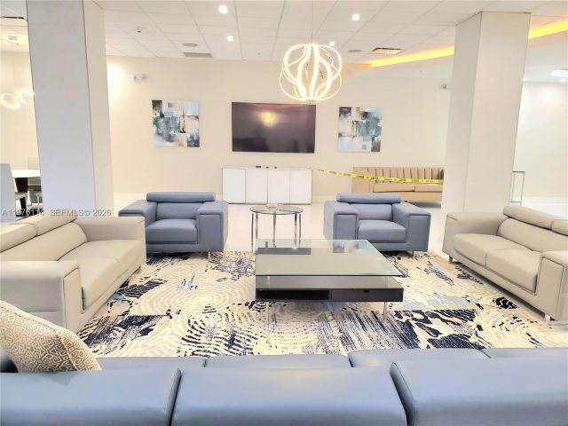 Apartment for rent  Unit #1243 - photo 7466741