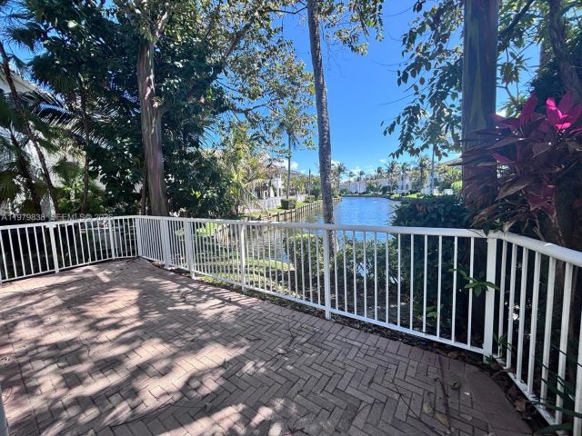 Home for rent at 21009 NE 31st Ave 0 - photo 7515182