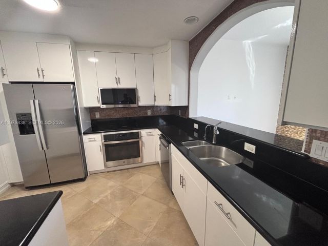 Home for rent at 21009 NE 31st Ave 0 - photo 7515186