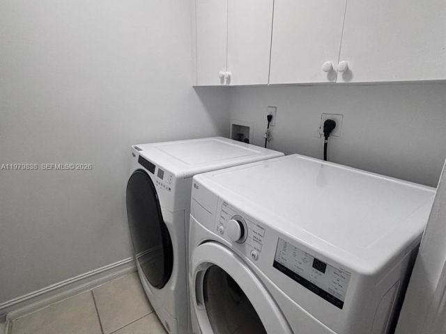 Home for rent at 21009 NE 31st Ave 0 - photo 7515192