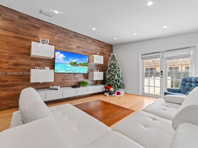 Home for sale at 13000 SW 260th Ter - photo 7459879