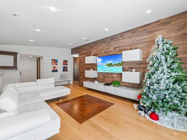 Home for sale at 13000 SW 260th Ter - photo 7459881