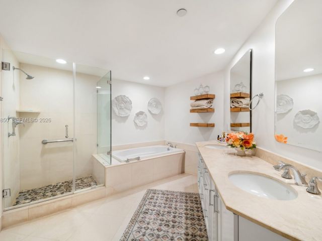 Apartment for sale  Unit #207N - photo 7496736