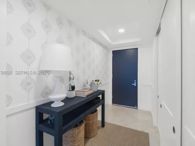 2-bedroom condo for sale in Fort Lauderdale - 2831 N Ocean Blvd 207N - MondialRealty