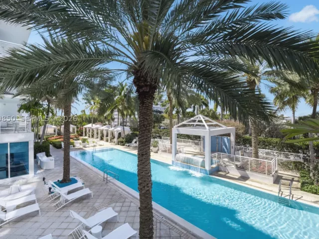 2-bedroom condo for sale in Fort Lauderdale - 2831 N Ocean Blvd 207N - MondialRealty