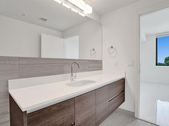 Apartment for rent  Unit #531 - photo 7476085