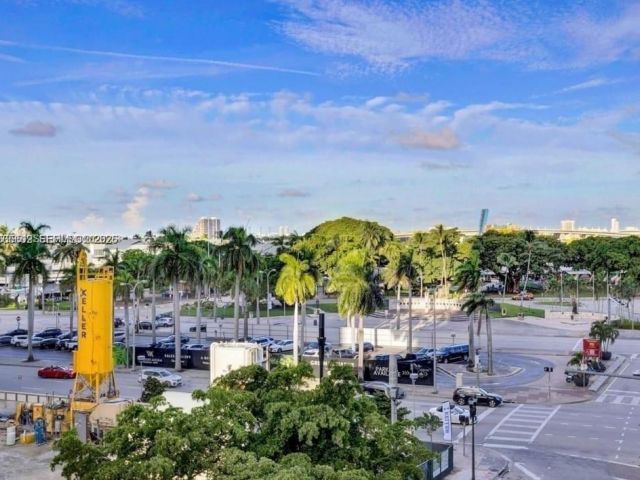 Apartment for rent  Unit #440 - photo 7488925