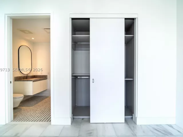 2-bedroom condo for sale in Miami - 700 NE 26TH TER 3006 - MondialRealty