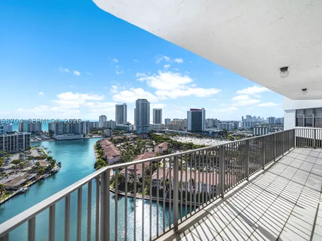 2-bedroom condo for sale in Hallandale Beach - 300 Three Islands Blvd PH4A - MondialRealty