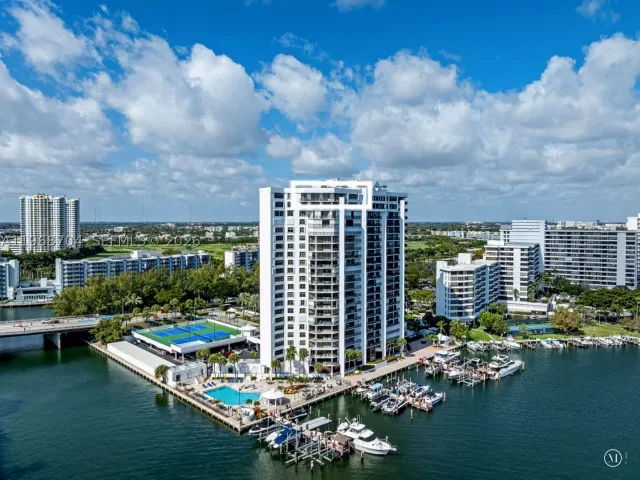 2-bedroom condo for sale in Hallandale Beach - 300 Three Islands Blvd PH4A - MondialRealty