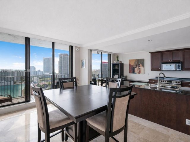 Apartment for sale  Unit #PH4A - photo 7519351