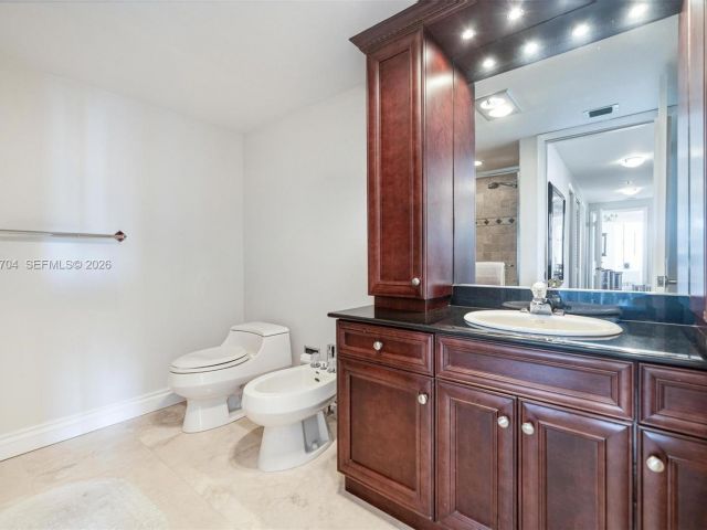 Apartment for sale  Unit #PH4A - photo 7519362