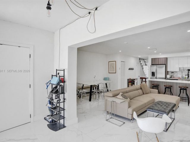 Home for rent at 3648 NE 167th St 27 - photo 7480980