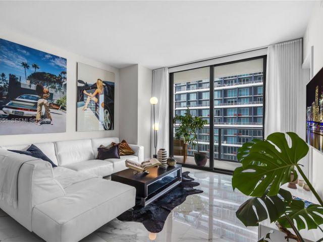 Apartment for rent  Unit #2508 - photo 7451804