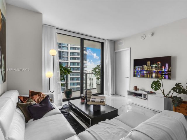 Apartment for rent  Unit #2508 - photo 7451805