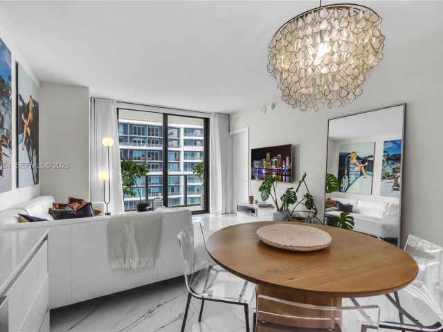 Apartment for rent  Unit #2508 - photo 7451809