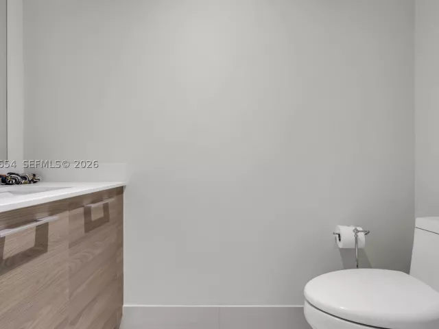 1-bedroom condo for rent in Miami - 1300 S Miami Ave 2508 - MondialRealty