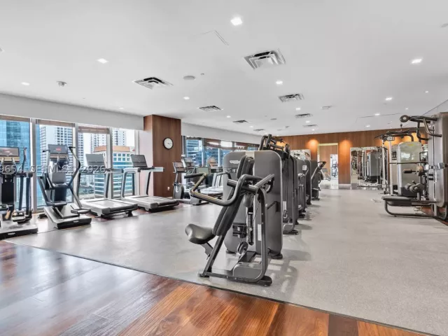 1-bedroom condo for rent in Miami - 1300 S Miami Ave 2508 - MondialRealty