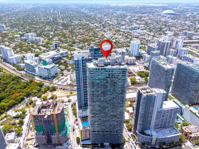 1-bedroom condo for rent in Miami - 1300 S Miami Ave 2508 - MondialRealty