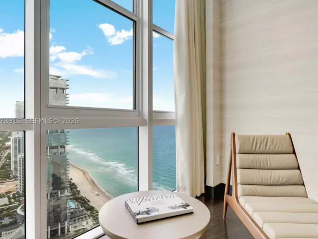 6-bedroom condo for rent in Sunny Isles Beach - 18201 E Collins Ave TS1 - MondialRealty