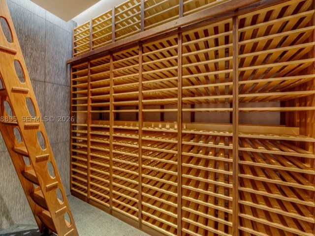 6-bedroom condo for sale in Sunny Isles Beach - 18201 E Collins Ave TS1 - MondialRealty