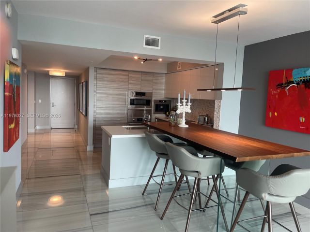 Apartment for sale  Unit #5-1506 - photo 7490007