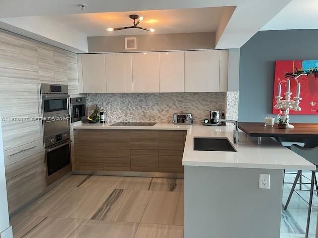 Apartment for sale  Unit #5-1506 - photo 7490008