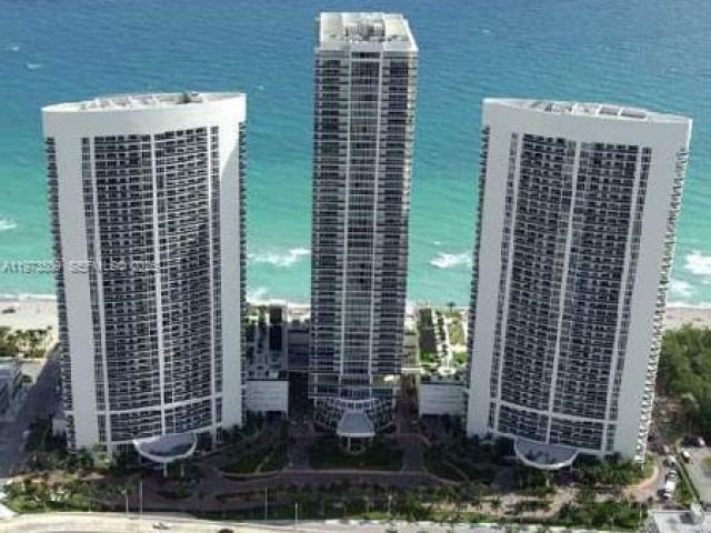 Apartment for sale  Unit #1408 - photo 7516429