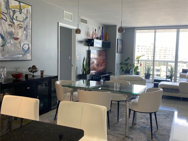 Apartment for sale  Unit #1408 - photo 7516437