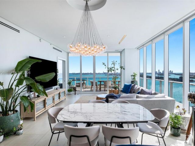 Apartment for sale  Unit #2510 - photo 7494869