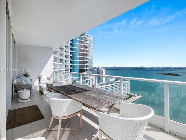 Apartment for sale  Unit #2510 - photo 7494902