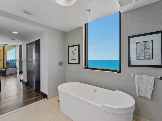 3-bedroom condo for sale in Sunny Isles Beach - 16275 Collins Ave 2101 - MondialRealty