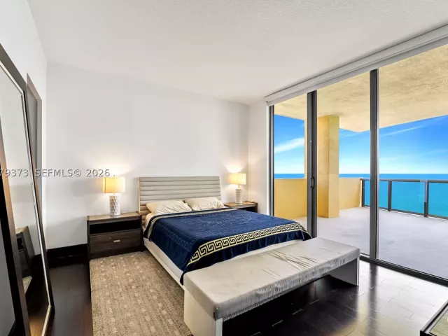 3-bedroom condo for sale in Sunny Isles Beach - 16275 Collins Ave 2101 - MondialRealty