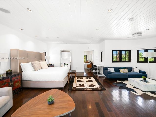 Home for sale at 1201 NE 83rd St - photo 7532773